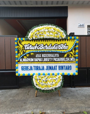 Papan Bunga Duka di Suator